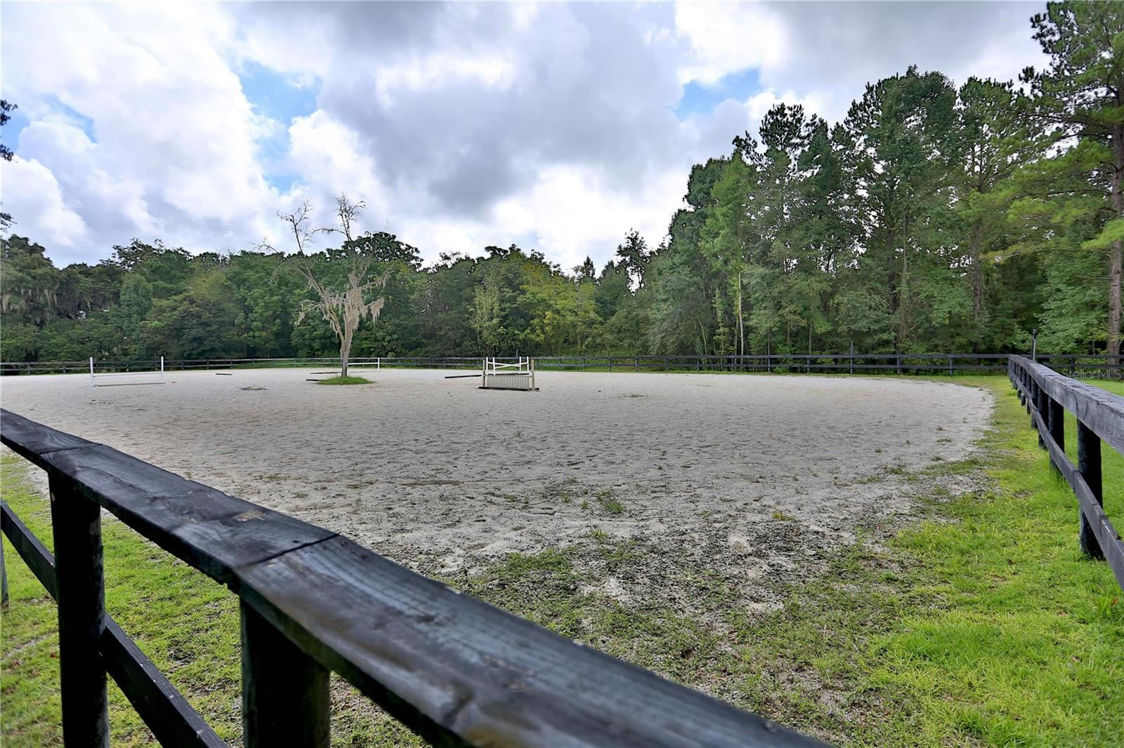 470 Site RV Park For Sale with Horse Facilities near Ocala $7,650,000