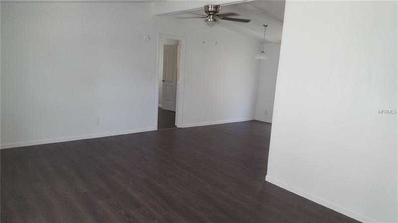 Mobile Home Park For Sale on 4 Acres in Gibsonton, Florida $1,899,500